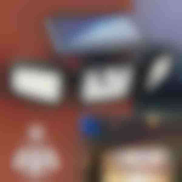 Dreiseitige Solarleuchte mit Bewegungssensor | SENSBEAM